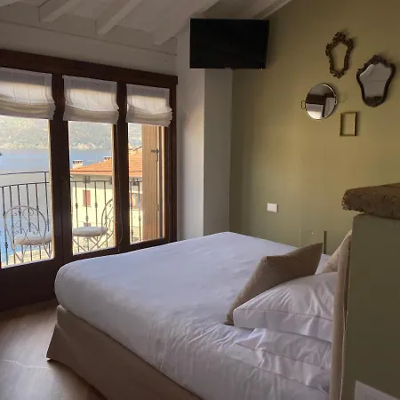 Il Molo Di Aurora Apartment